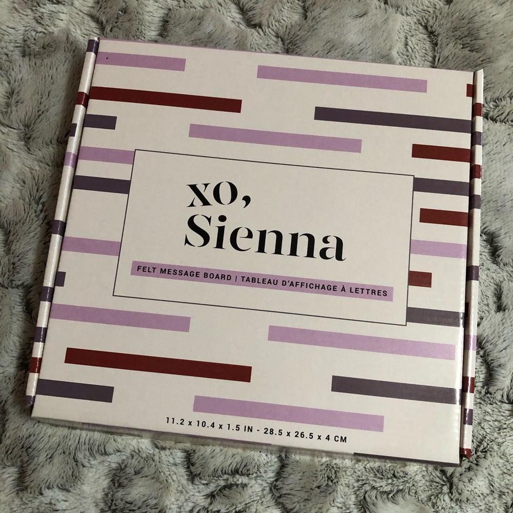 XO Sienna Keep Growing Black Felt Letter Board